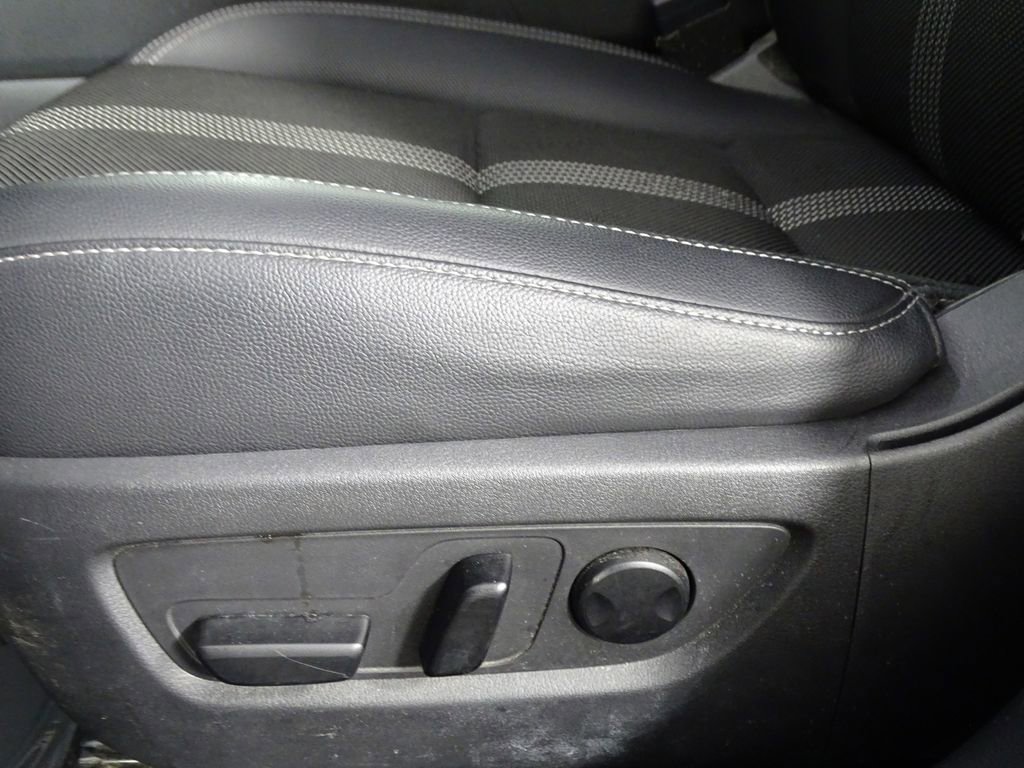 Used 2024 MAZDA CX-50 AWD 2.5 S w/ Preferred Package image 19