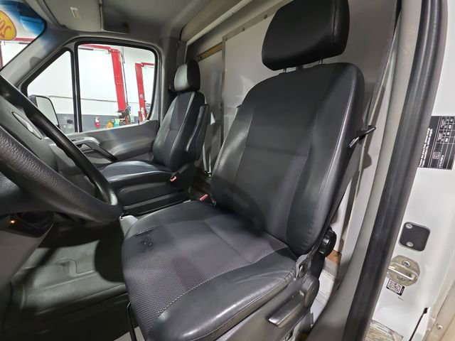 Used 2016 Freightliner Sprinter 3500 image 11