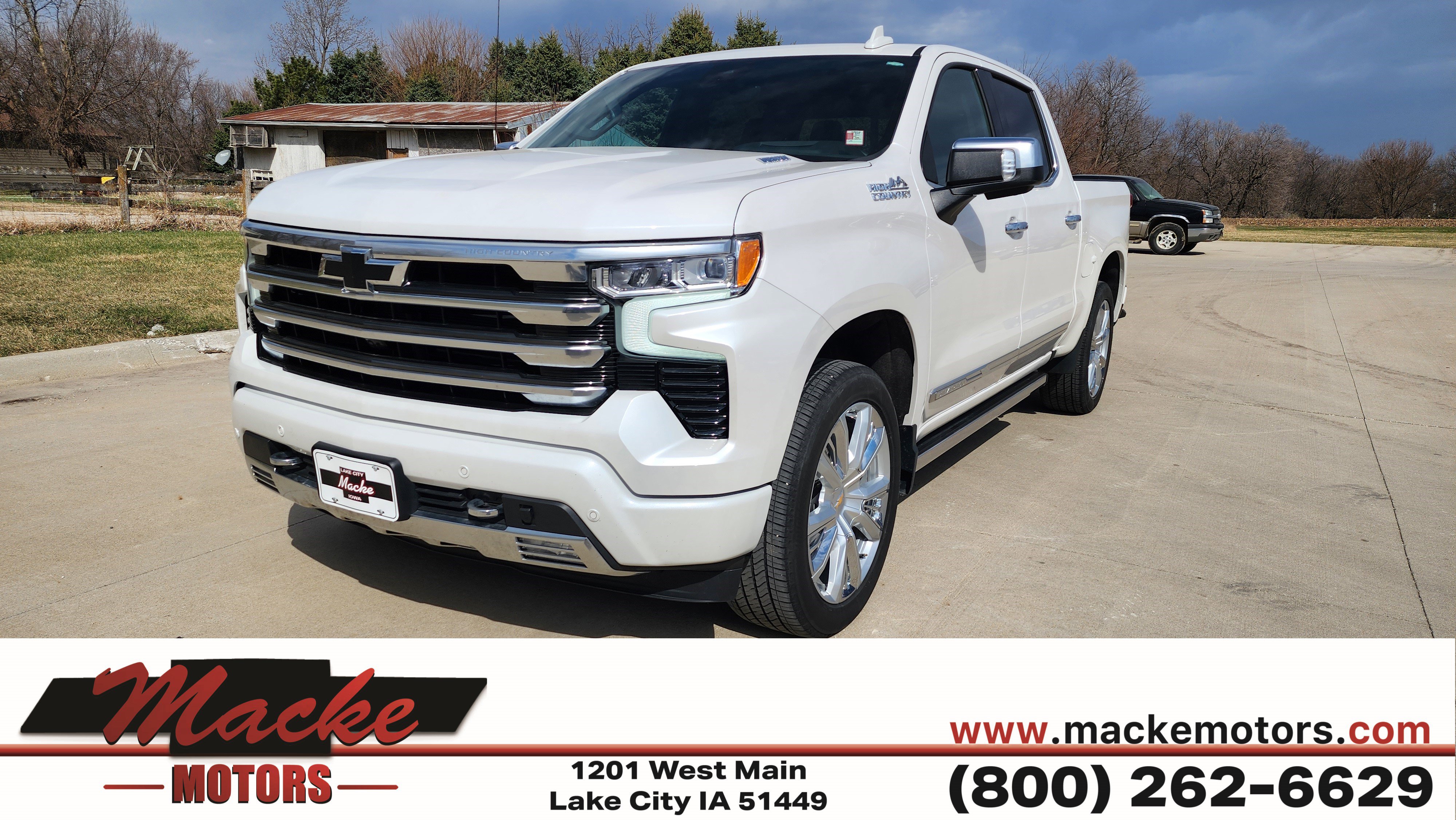 Used 2025 Chevrolet Silverado 1500 High Country w/ Technology Package image 1