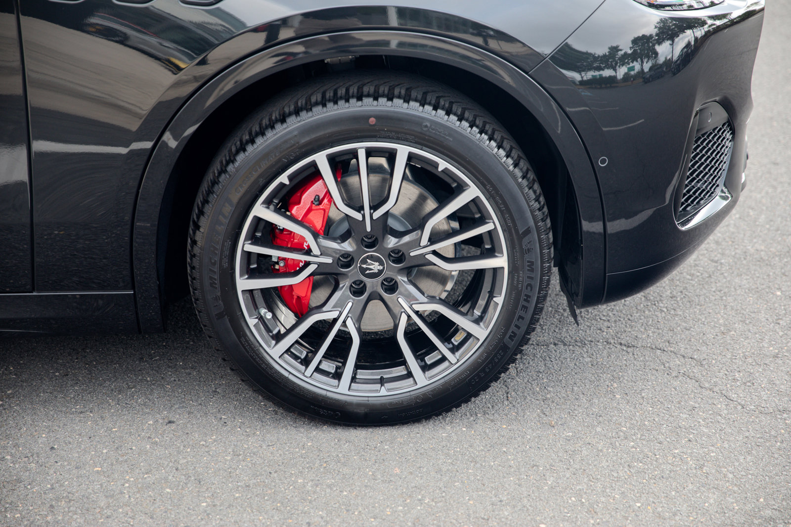 New 2024 Maserati Grecale GT image 12