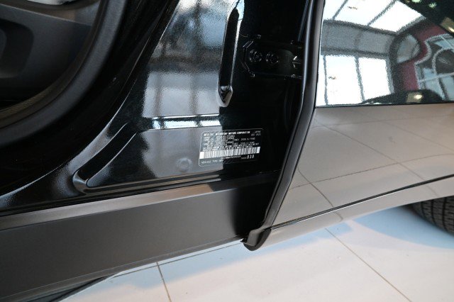 Used 2024 Mitsubishi Outlander SEL Black Edition image 16