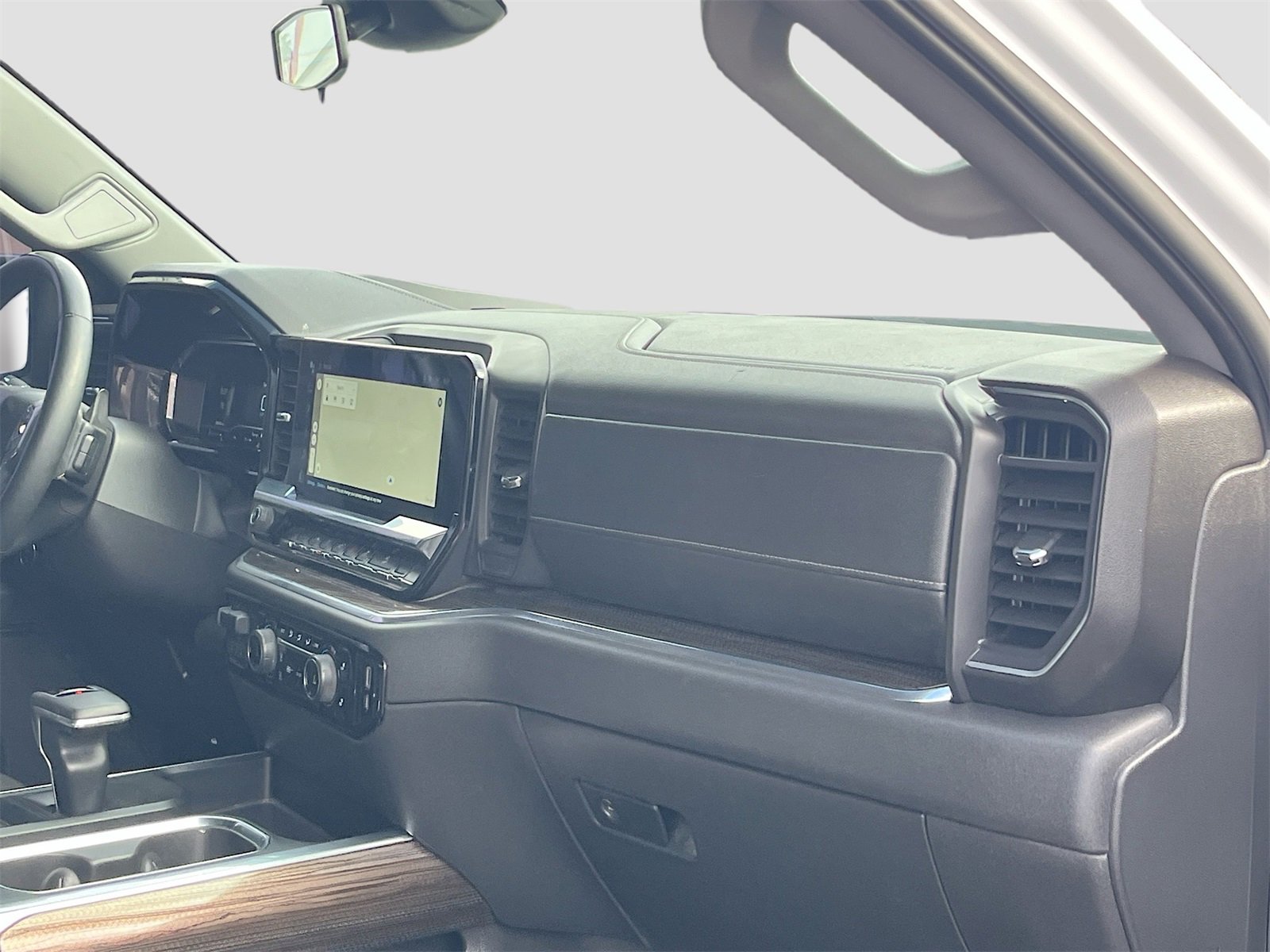 Used 2024 Chevrolet Silverado 1500 LT Trail Boss w/ Protection Package image 30