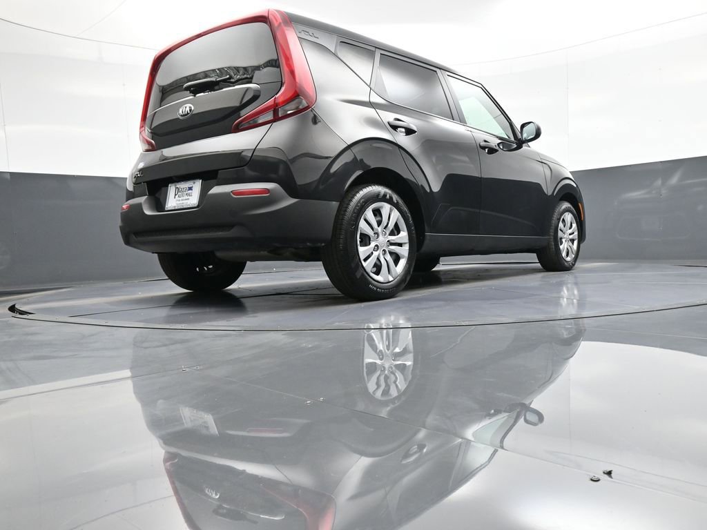 Certified 2021 Kia Soul LX FWD image 28