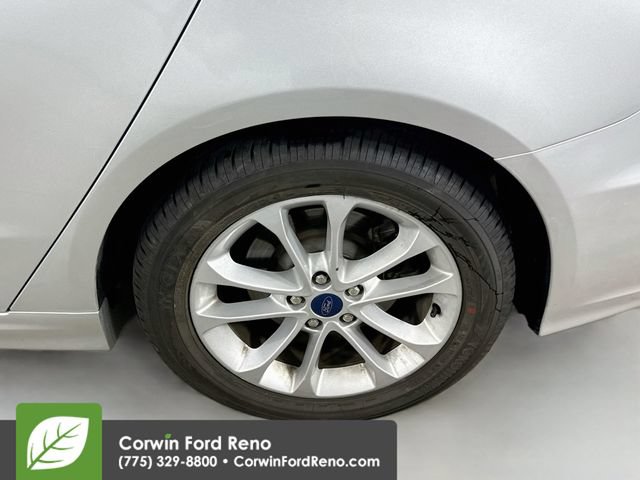Certified 2019 Ford Fusion SE FWD image 30