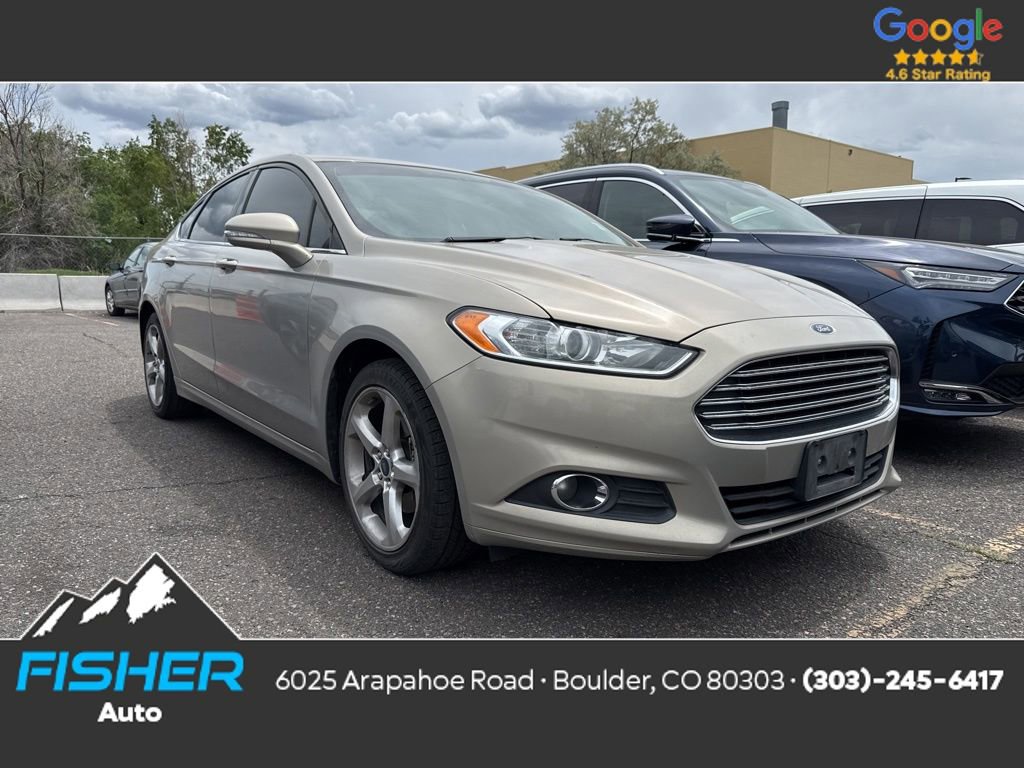 Used 2015 Ford Fusion SE FWD image 1