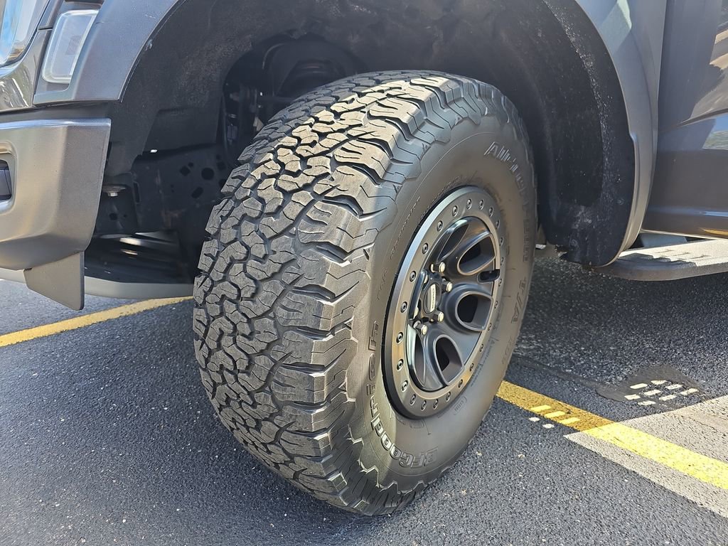 Used 2021 Ford F150 Raptor w/ Equipment Group 801A High AWD/4WD image 33