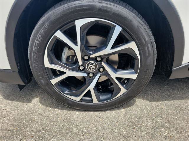 Certified 2018 Toyota C-HR XLE FWD image 32