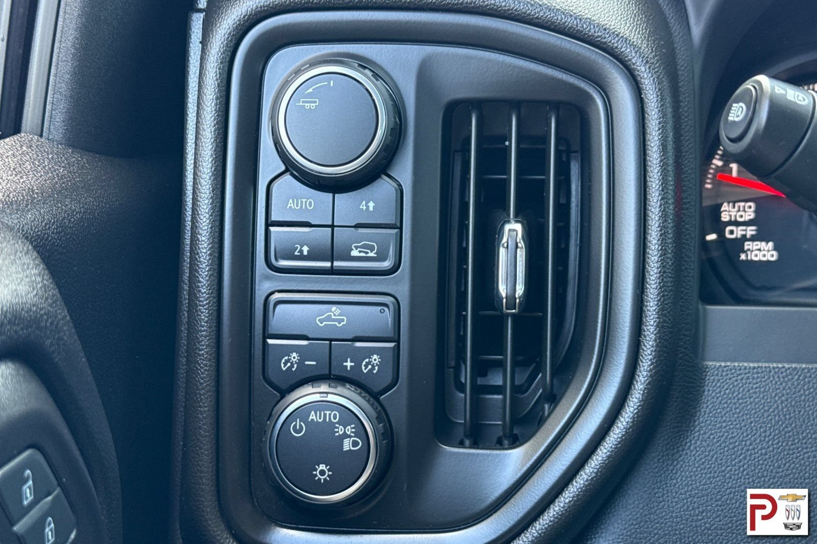 Certified 2023 Chevrolet Silverado 1500 Custom w/ LPO, Dark Essentials Package AWD/4WD image 30