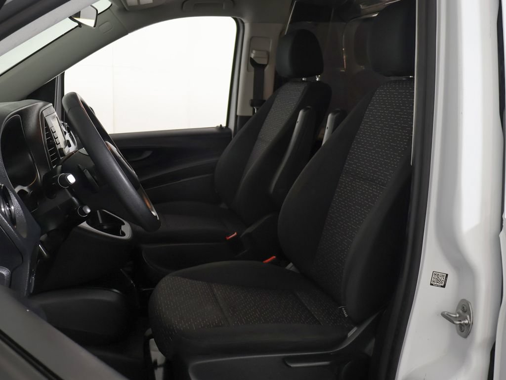 Used 2022 Mercedes-Benz Metris image 15