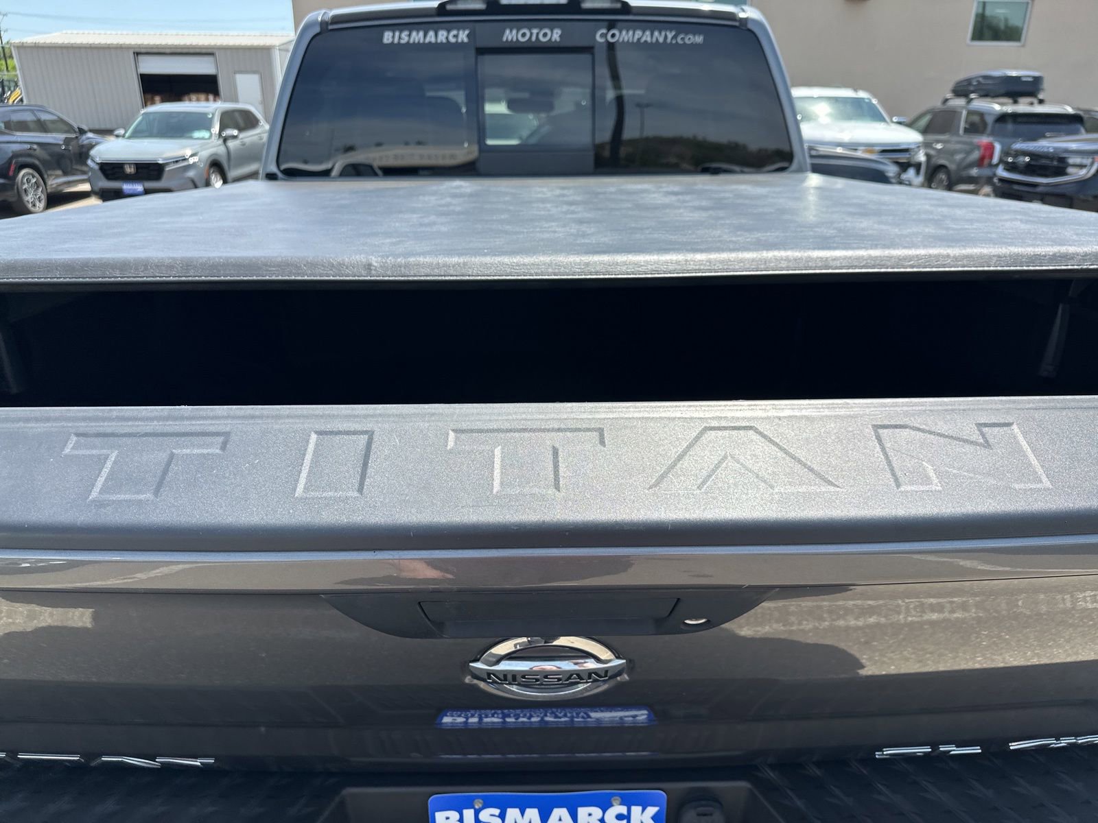 Used 2019 Nissan Titan SL w/ Off-Road Package AWD/4WD image 26
