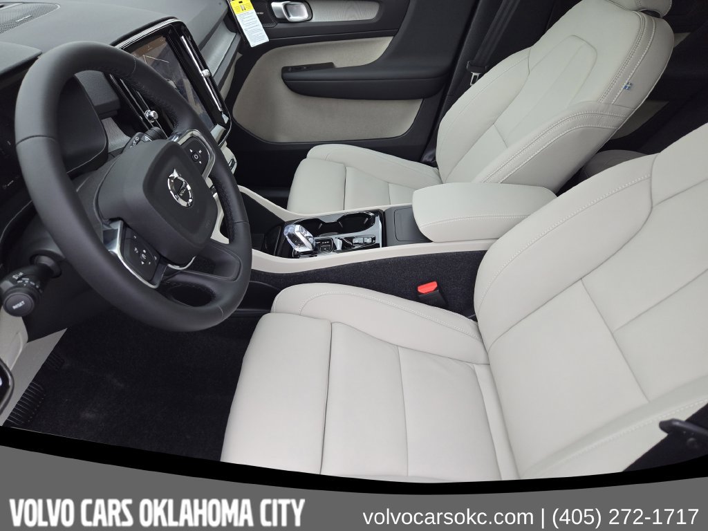 New 2026 Volvo XC40 B5 Ultra w/ Protection Package Premier AWD/4WD image 12