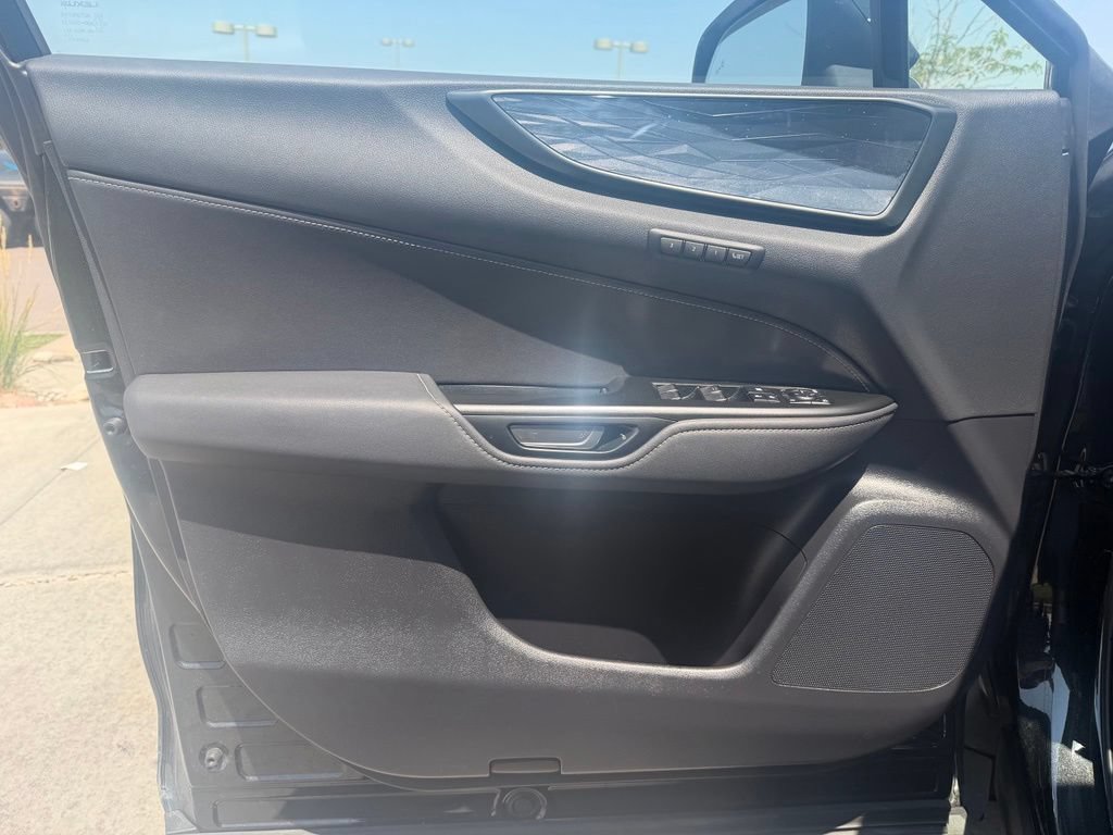 Used 2024 Lexus NX 350h AWD image 11