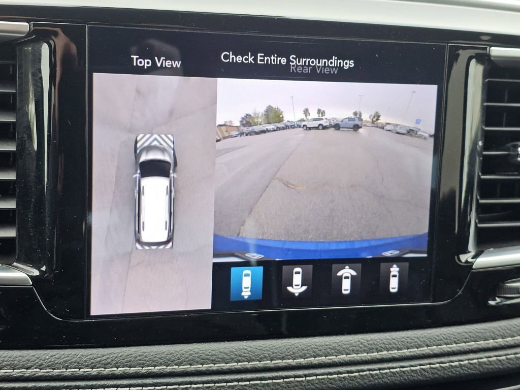 Used 2019 Chrysler Pacifica Limited FWD image 8