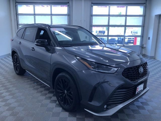 Certified 2025 Toyota Highlander XSE AWD/4WD image 36