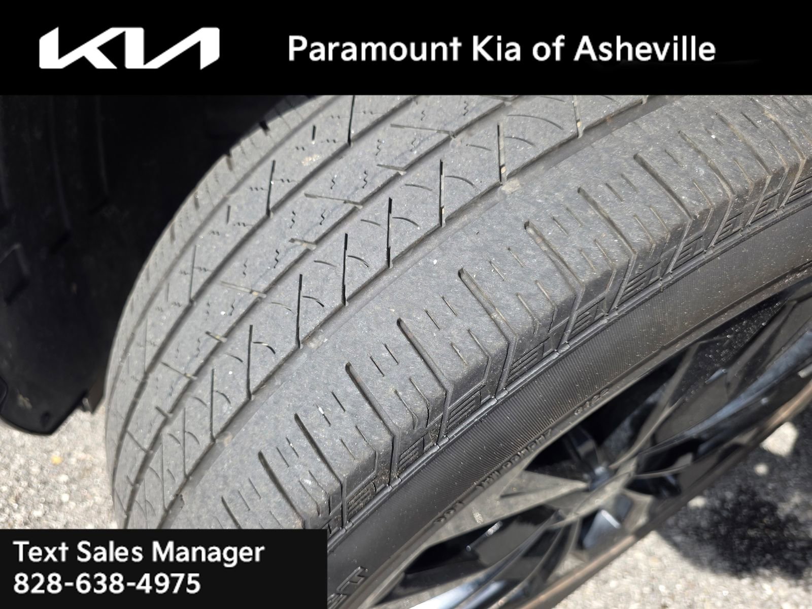 Certified 2023 Kia Sorento SX image 9