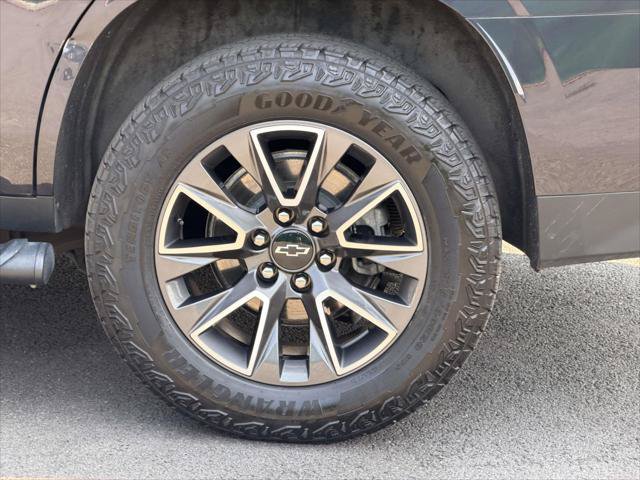 Used 2023 Chevrolet Tahoe Z71 w/ Z71 Off-Road Package AWD/4WD image 10
