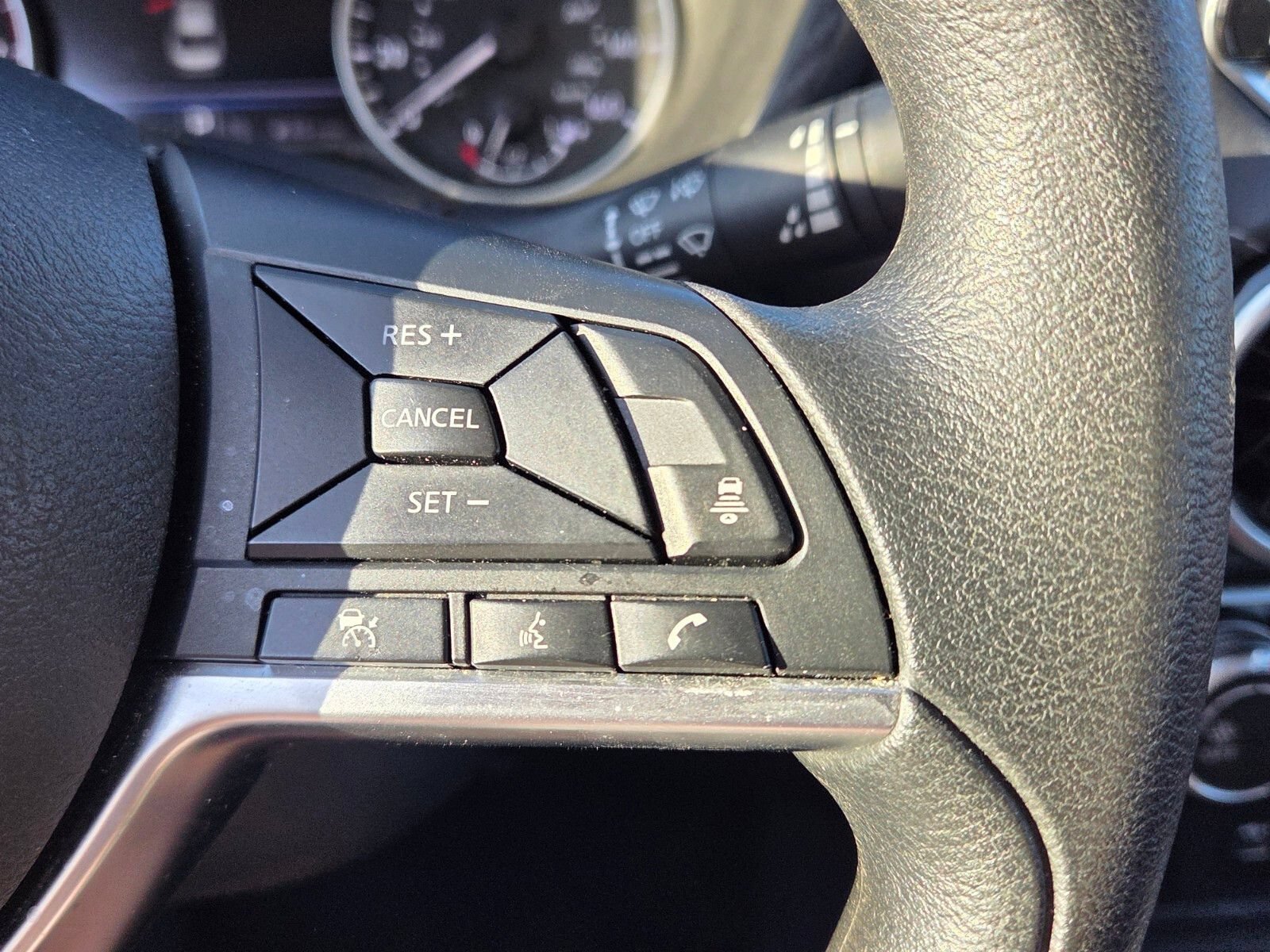 Used 2024 Nissan Sentra SV FWD image 26