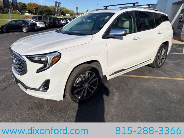 Used 2020 GMC Terrain Denali w/ GMC Pro Grade Package AWD/4WD image 3
