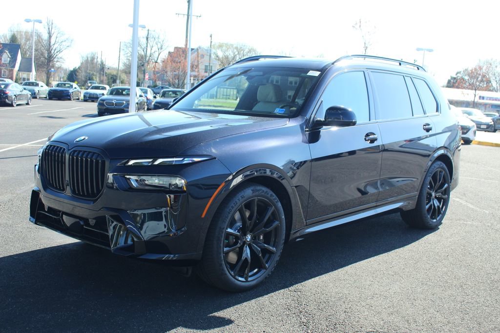 Used 2026 BMW X7 xDrive40i AWD/4WD image 3