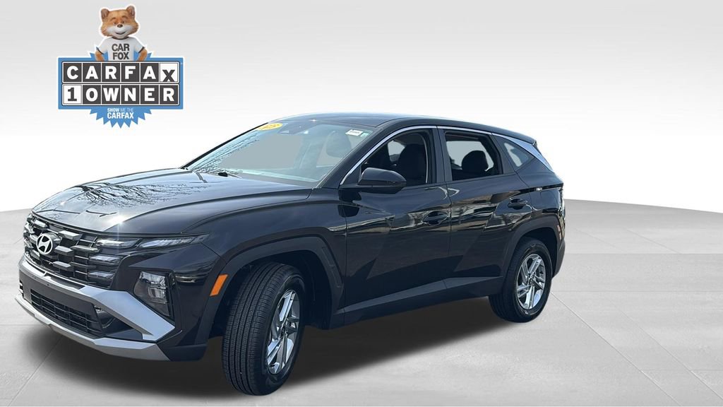 Used 2025 Hyundai Tucson SE video 3