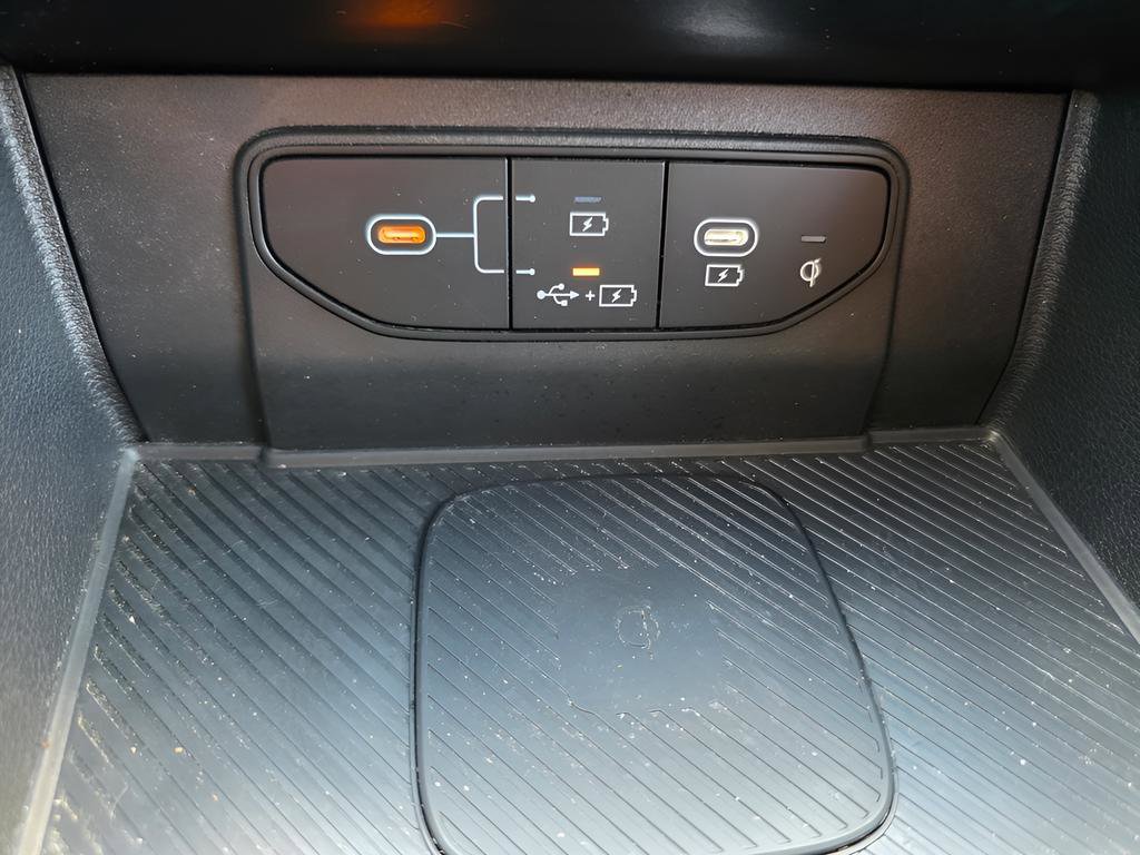 Used 2026 Kia Sportage EX FWD image 34