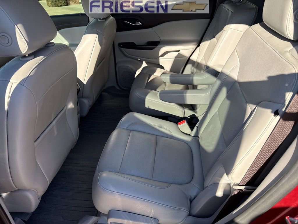 Used 2019 GMC Acadia SLT w/ LPO, Floor Liner Package image 11