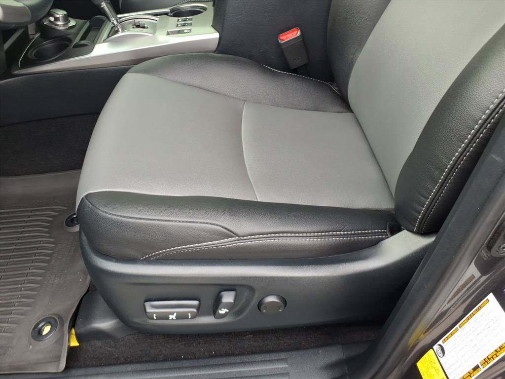 Used 2023 Toyota 4Runner SR5 Premium w/ Moonroof Package AWD/4WD image 25