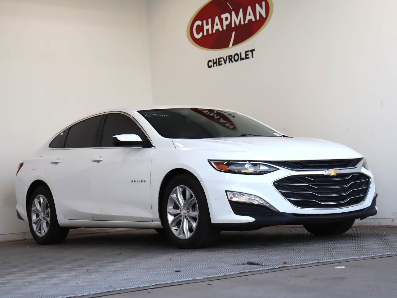 Certified 2022 Chevrolet Malibu LT FWD image 1