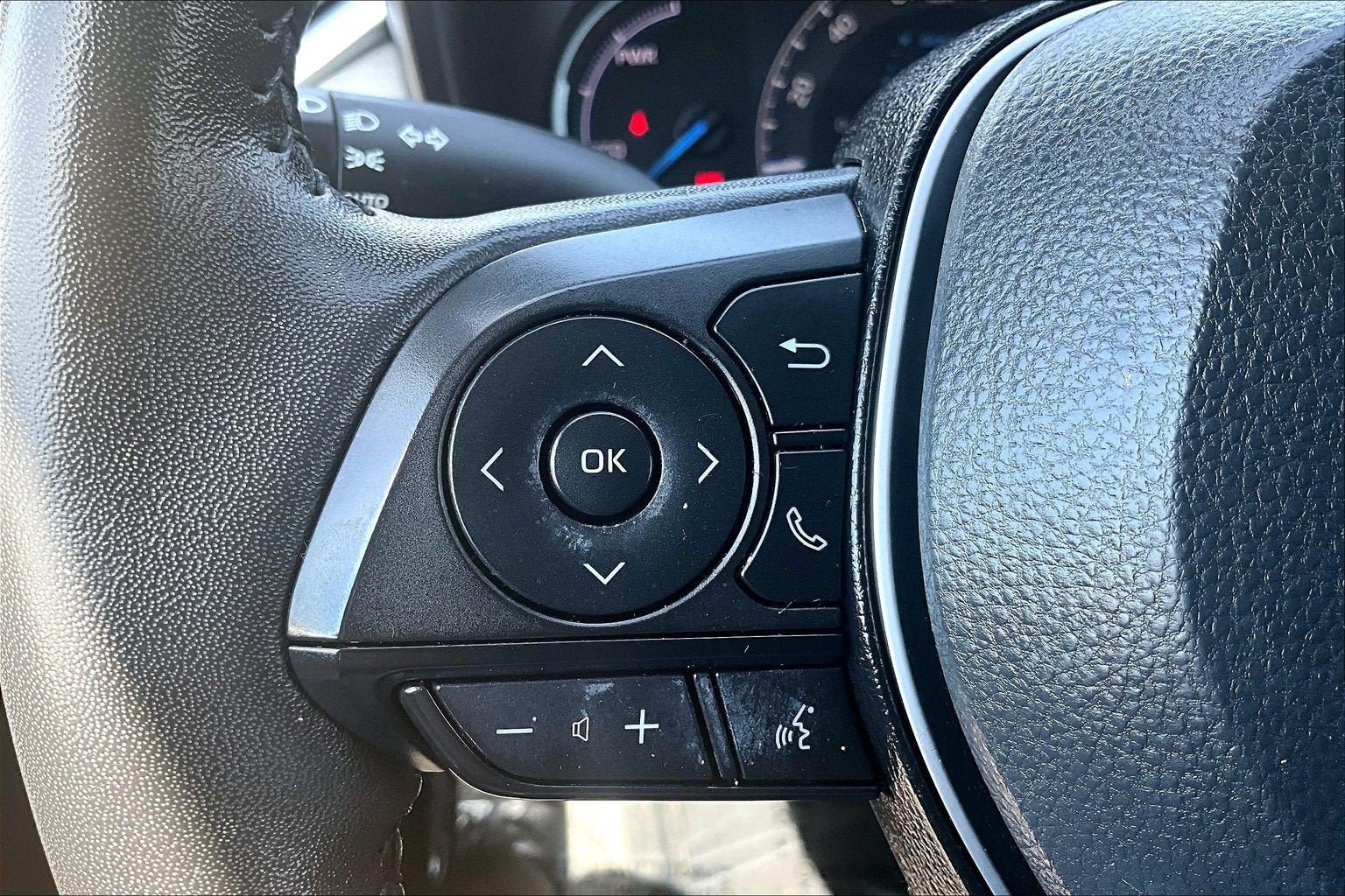 Used 2024 Toyota RAV4 XLE w/ Weather Package AWD/4WD image 17