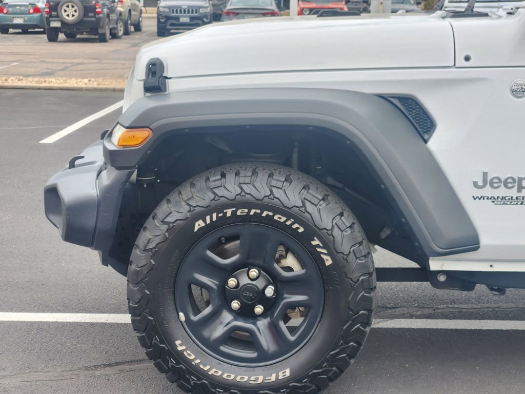 Used 2020 Jeep Wrangler Sport image 11