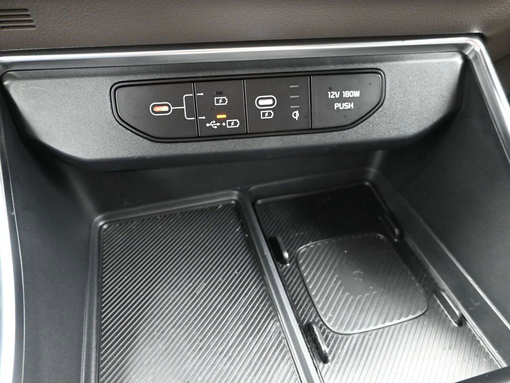 Certified 2026 Kia Carnival EX image 22