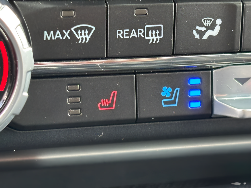 Certified 2023 Ford F150 Raptor AWD/4WD image 11