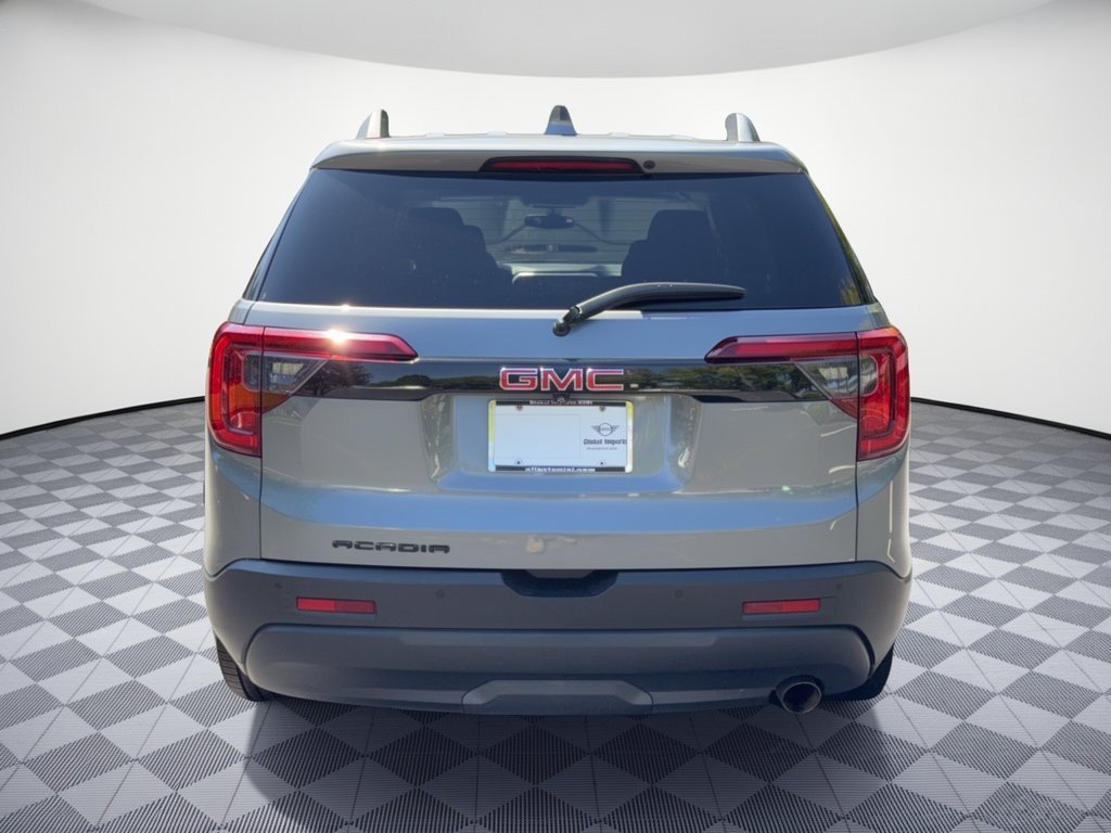 Used 2021 GMC Acadia SLE w/ Driver Convenience Package FWD image 11