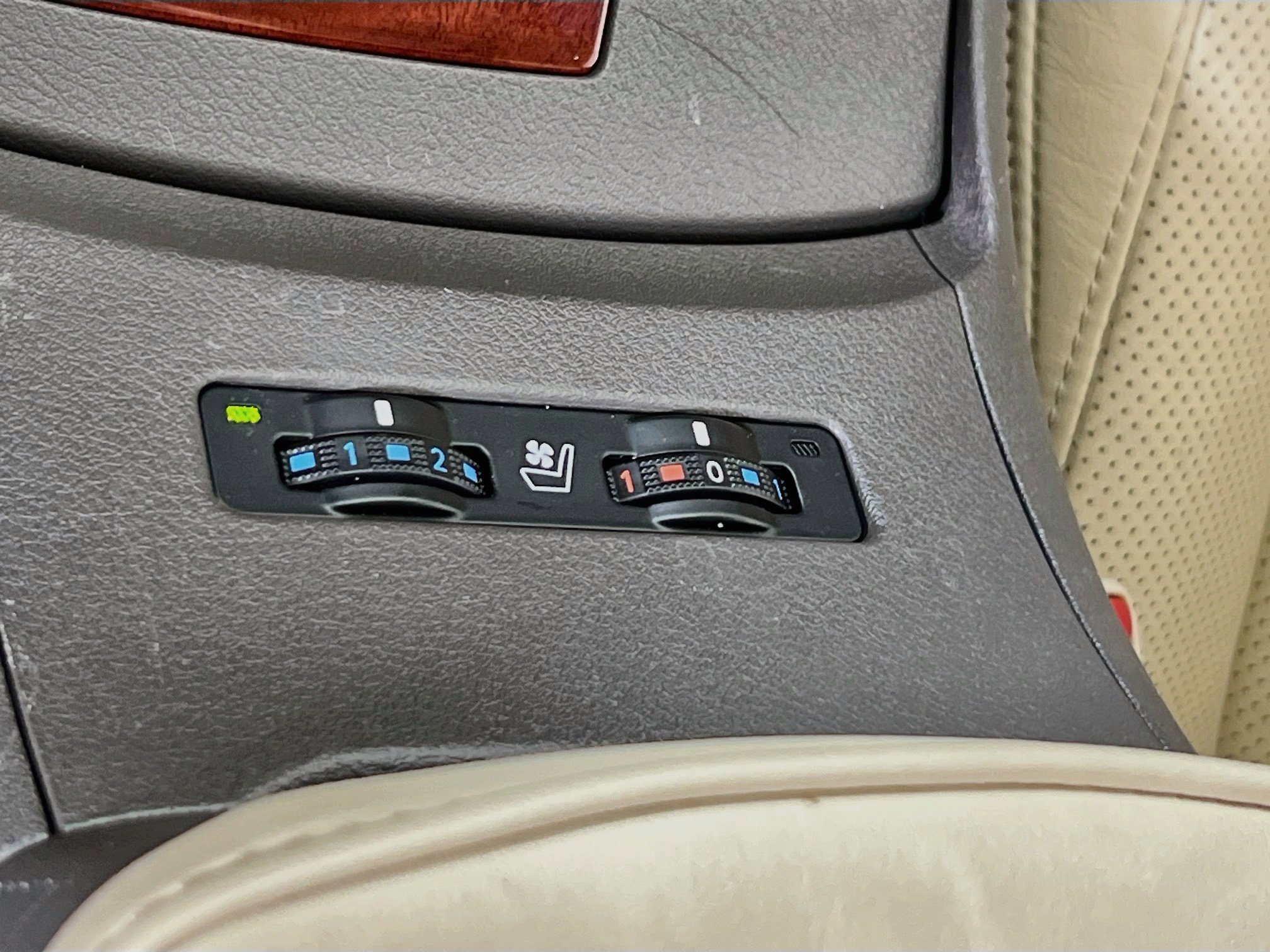 Used 2012 Lexus ES 350 FWD image 20