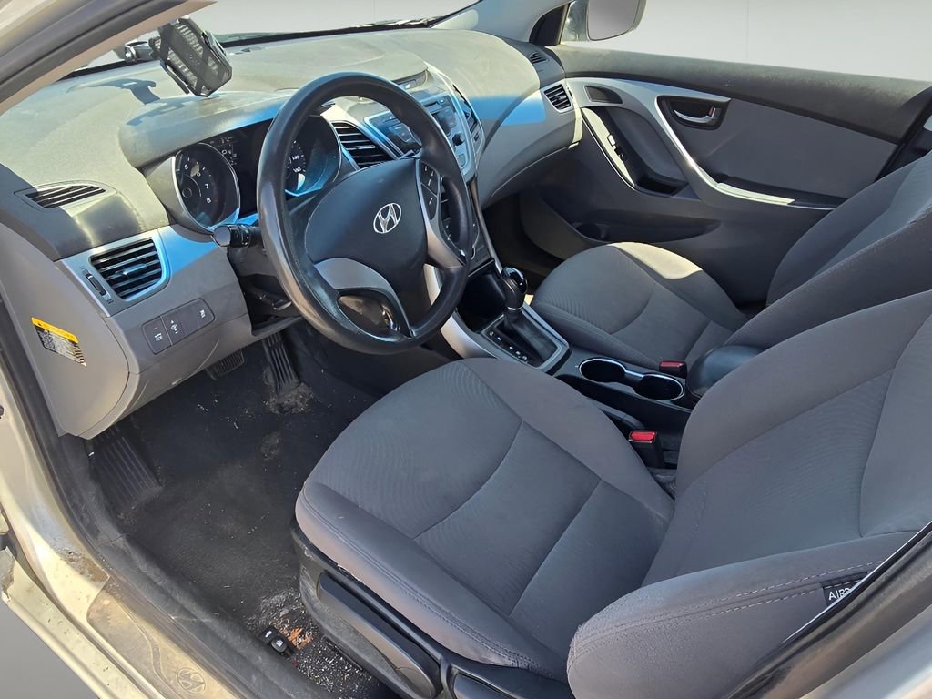Used 2016 Hyundai Elantra SE image 23