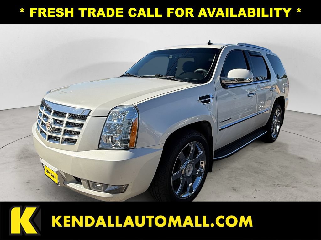 Used 2011 Cadillac Escalade Luxury AWD/4WD image 1