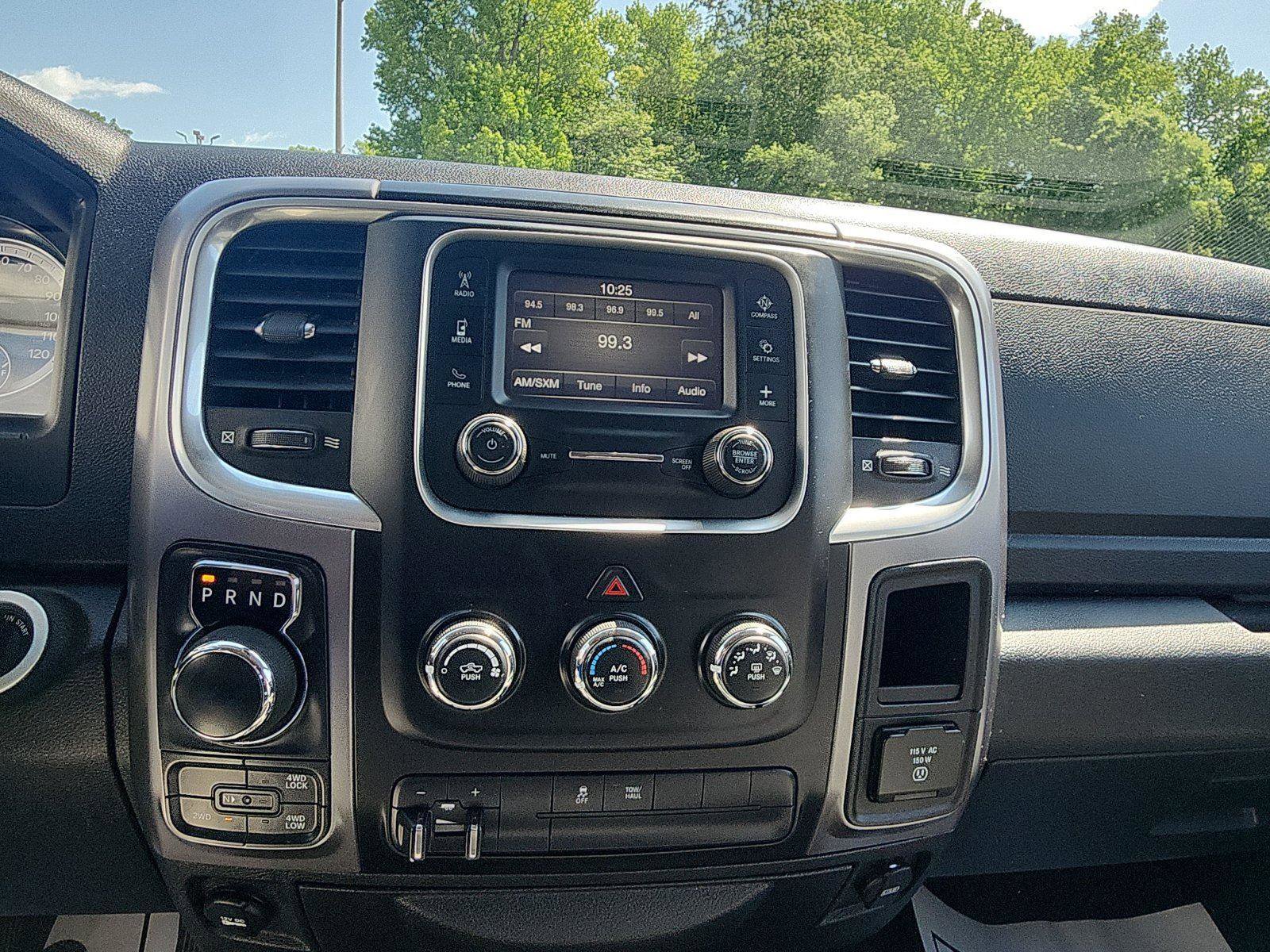 Used 2022 RAM 1500 Classic SLT w/ Protection Group AWD/4WD image 17