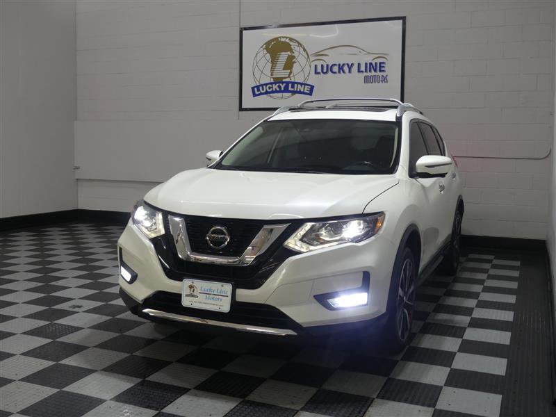 Used 2018 Nissan Rogue SL w/ Premium Package image 4