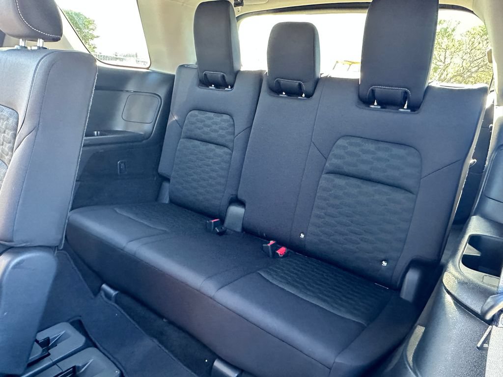 Used 2024 Nissan Pathfinder SV FWD image 21
