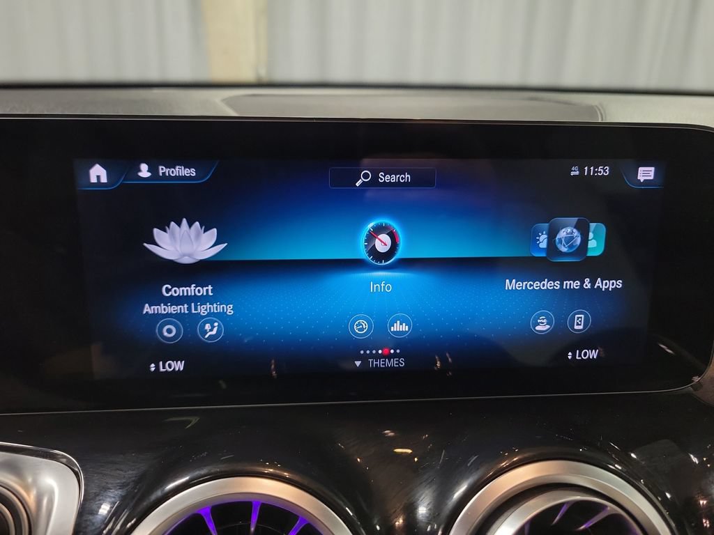 Used 2022 Mercedes-Benz GLB 250 4MATIC w/ Premium Package Lite image 20
