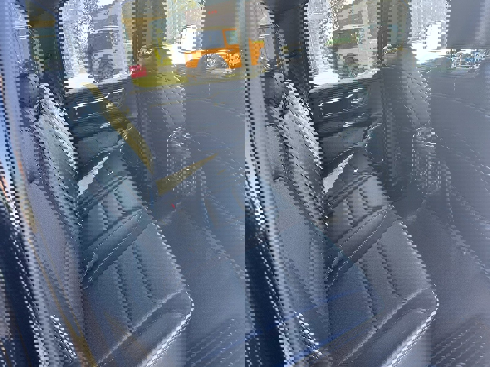 Used 2024 RAM 1500 Laramie image 9