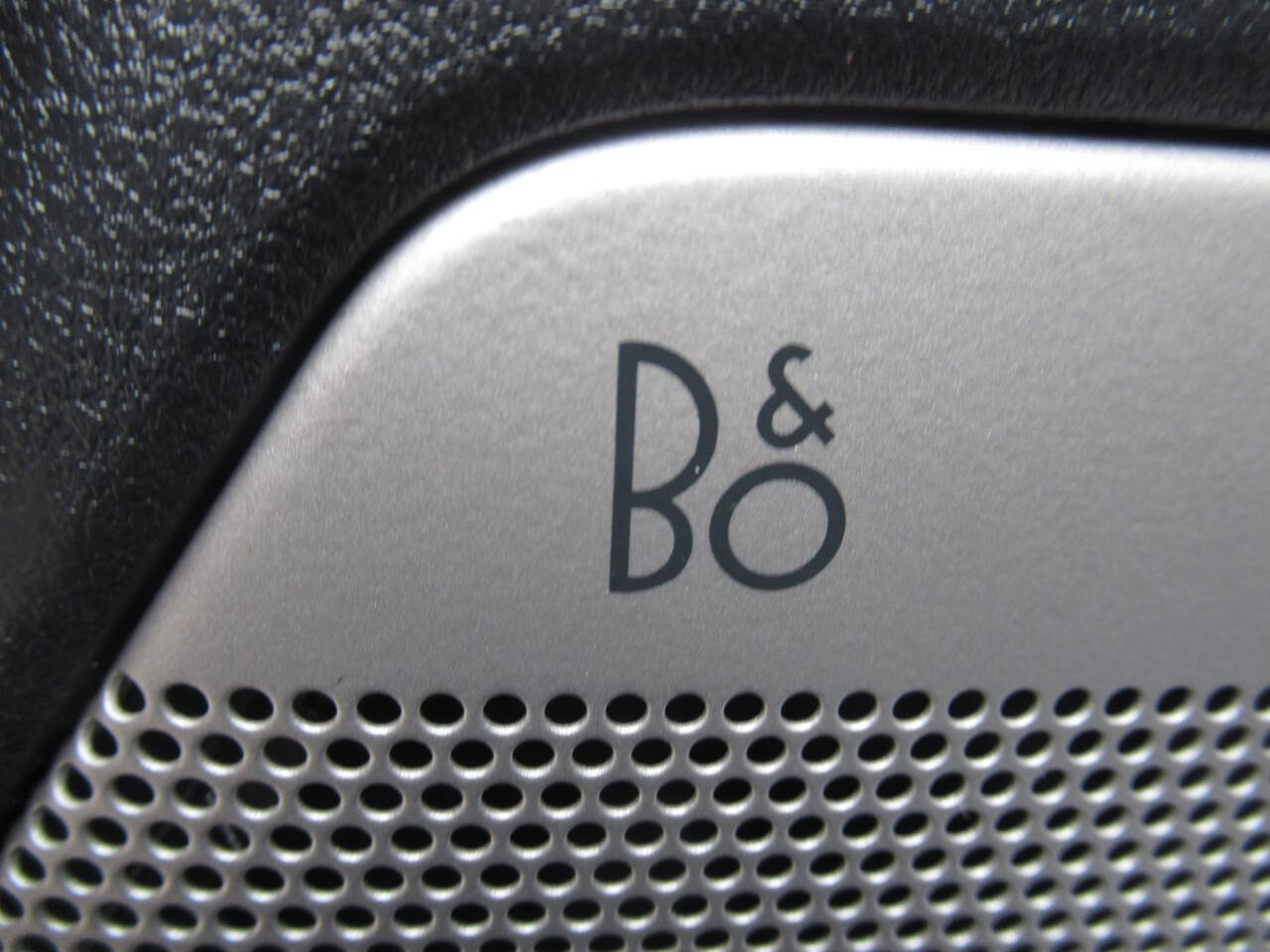 Used 2024 Ford F250 Lariat w/ Snow Plow Prep Package image 22