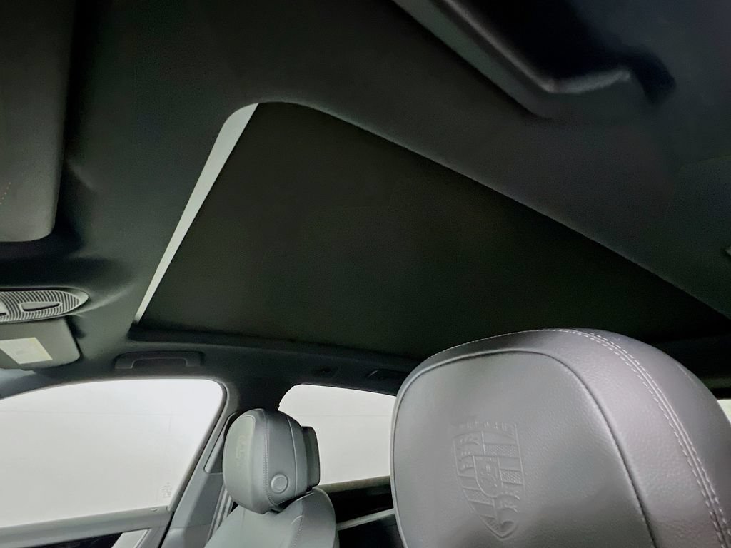 New 2026 Porsche Cayenne AWD/4WD image 14