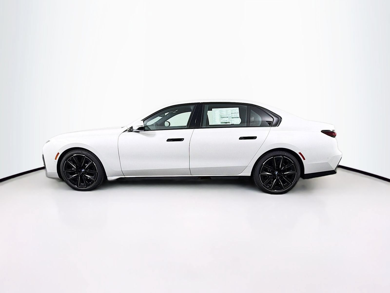 New 2026 BMW 740i xDrive AWD/4WD image 4