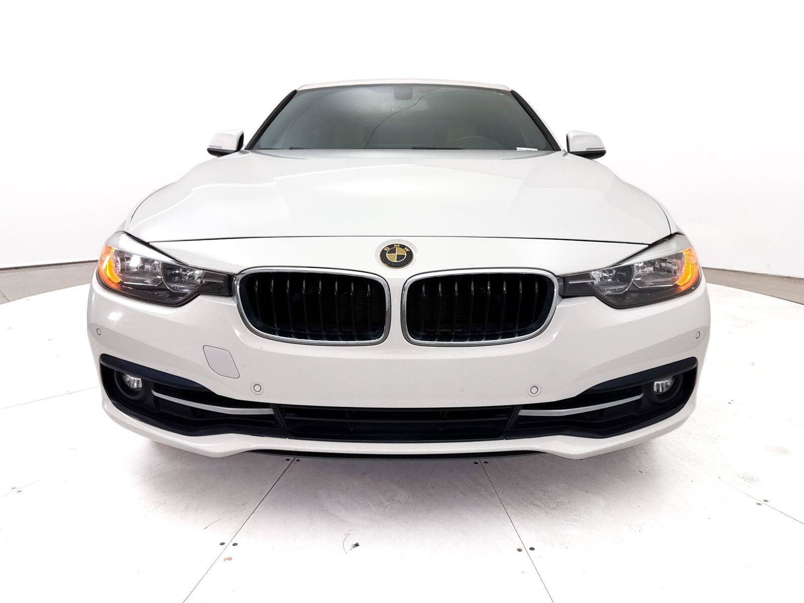 Used 2017 BMW 330i Sedan RWD image 2