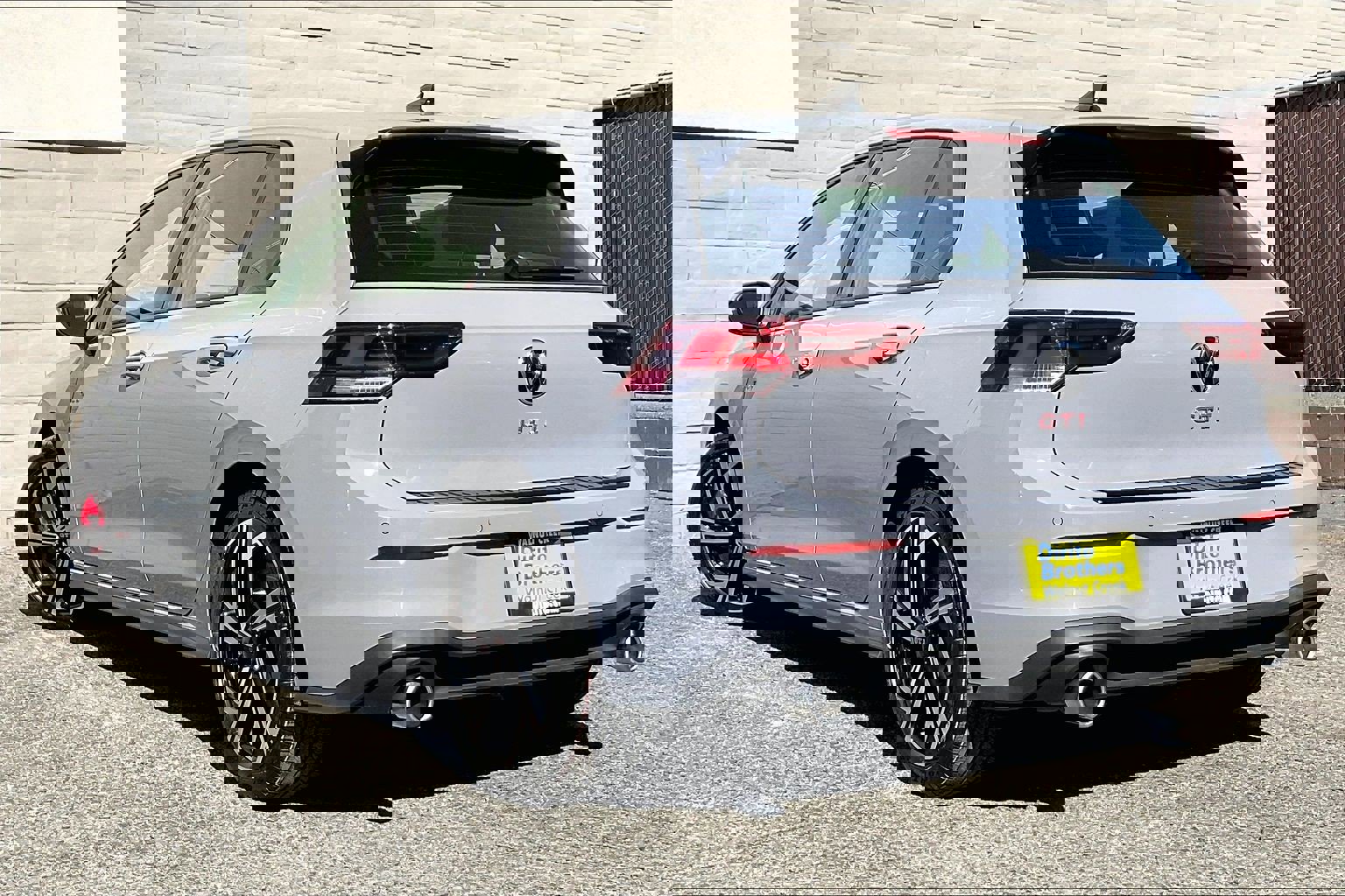 New 2026 Volkswagen GTI SE image 2