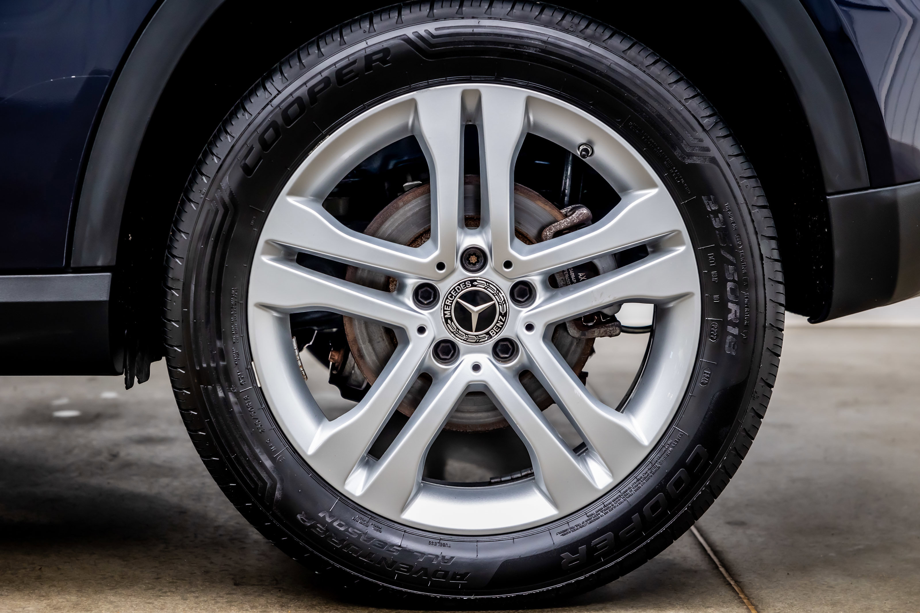 Used 2018 Mercedes-Benz GLA 250 4MATIC image 32