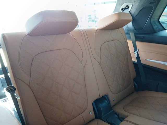 New 2026 BMW X7 xDrive40i AWD/4WD image 12