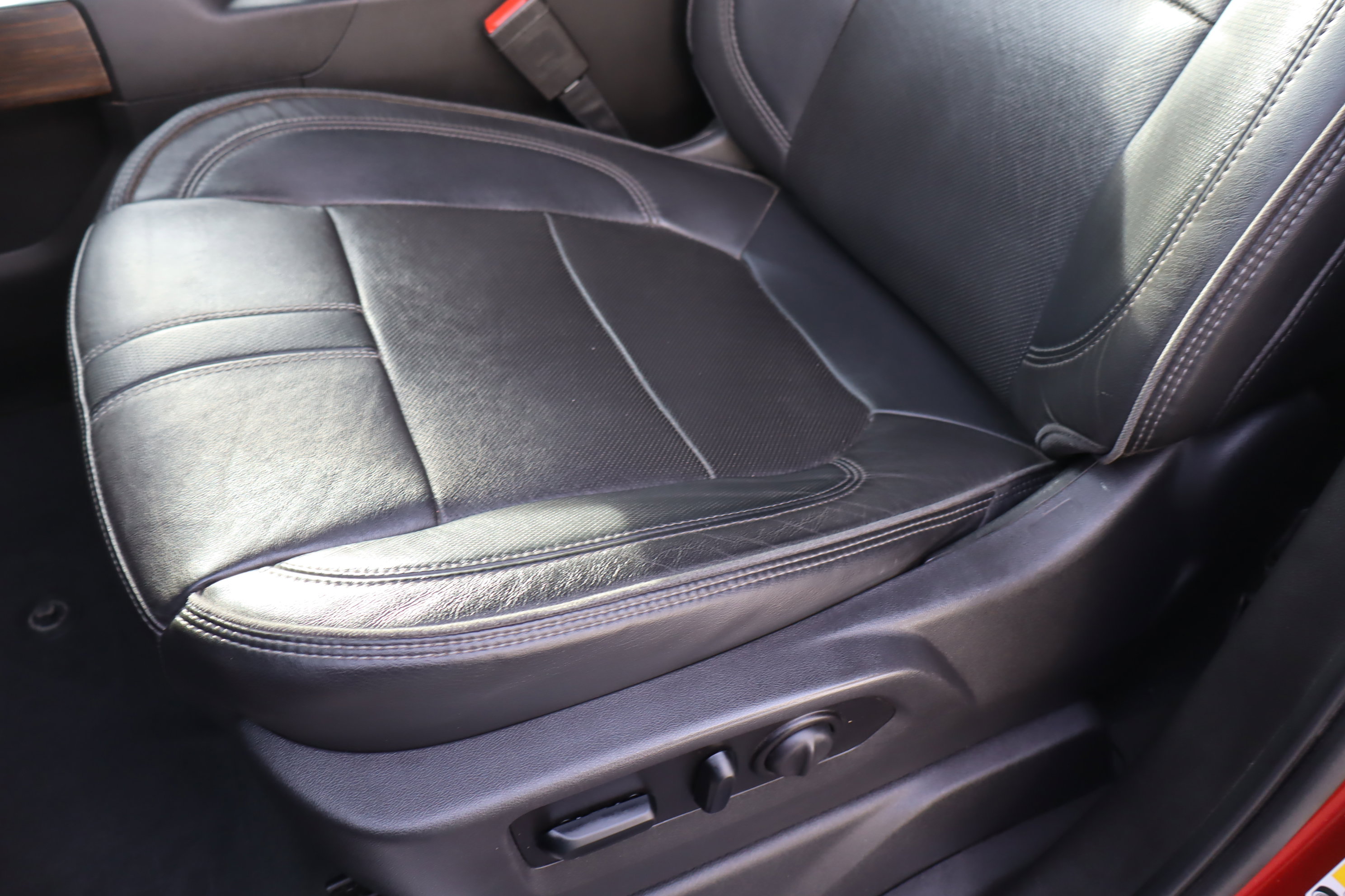 Used 2021 Chevrolet Silverado 1500 High Country image 20