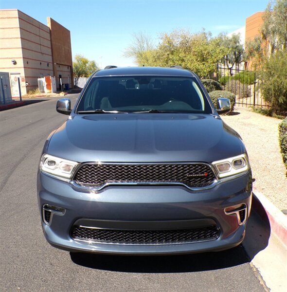 Used 2021 Dodge Durango SXT image 2